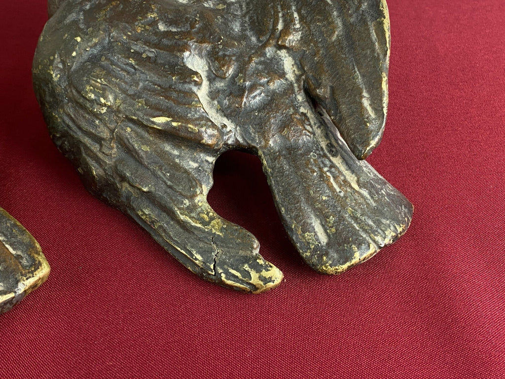 Paar antike Bronze Figuren Tauben Neapel um 1890 Skulpturen für das Ehebett