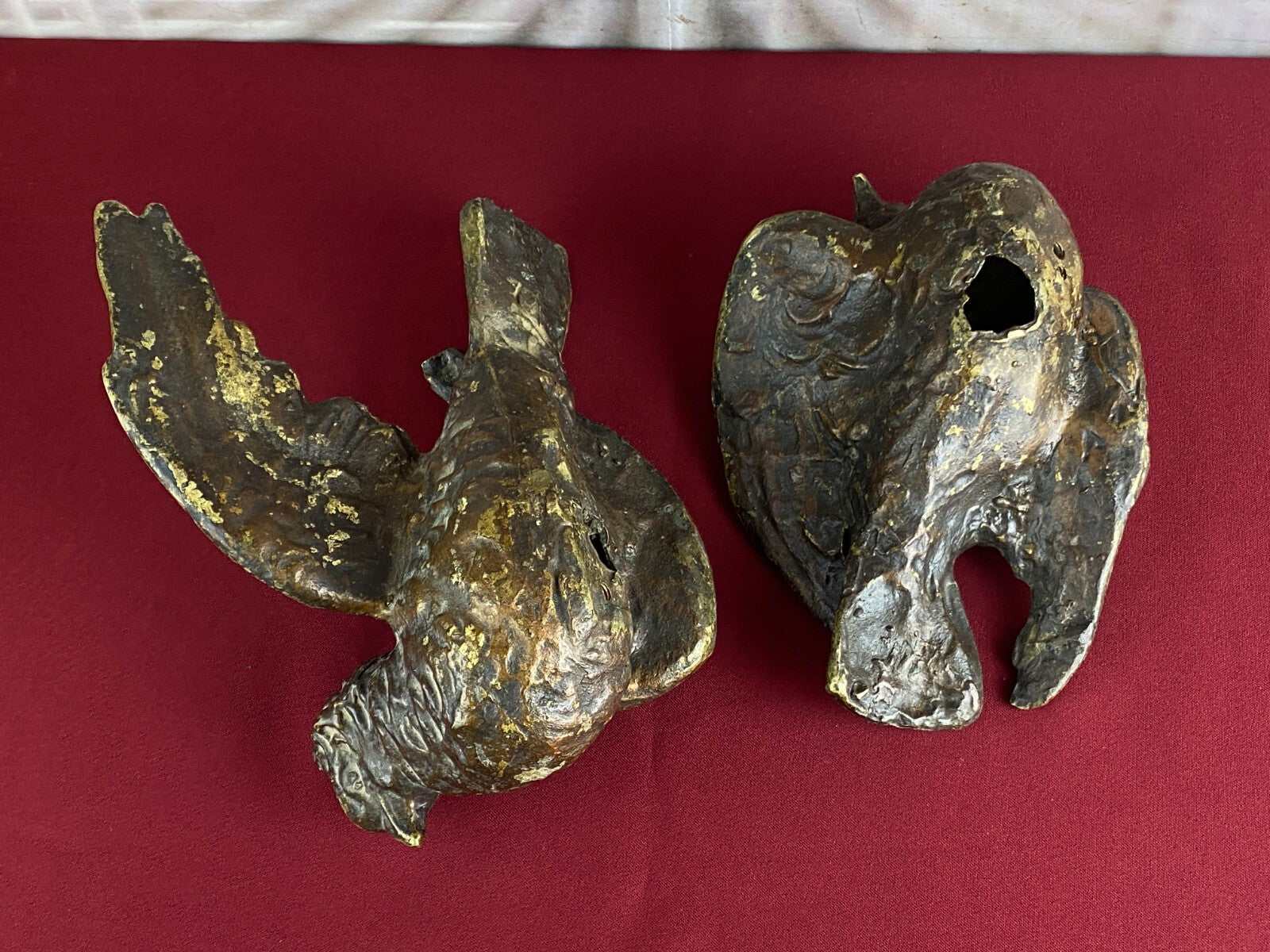 Paar antike Bronze Figuren Tauben Neapel um 1890 Skulpturen für das Ehebett