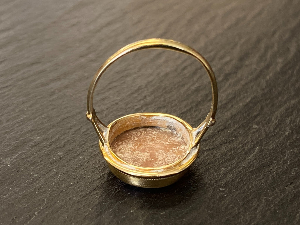 Alter Ring mit Gemme Grösse 60 Gelbgold 14kt Camee Ring Siegelring