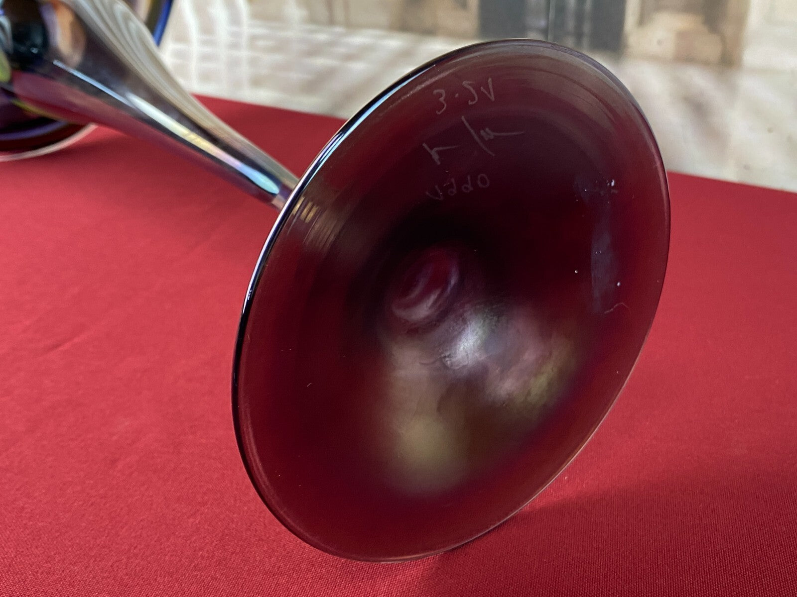 Grosse Künstler Glas Vase aus Glas signiert und datiert 1990 44cm