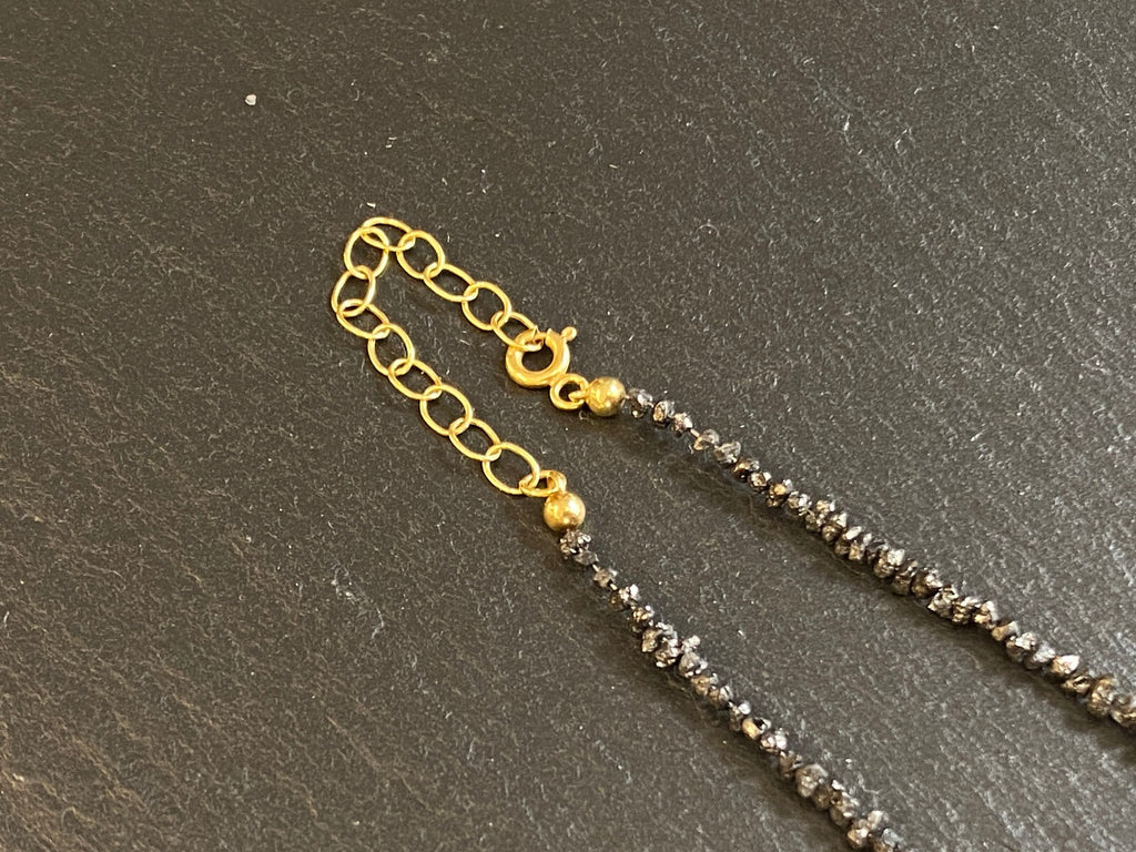 Halskette Kette aus Rohen Diamanten 47cm lang Verschluss 14K Gelbgold