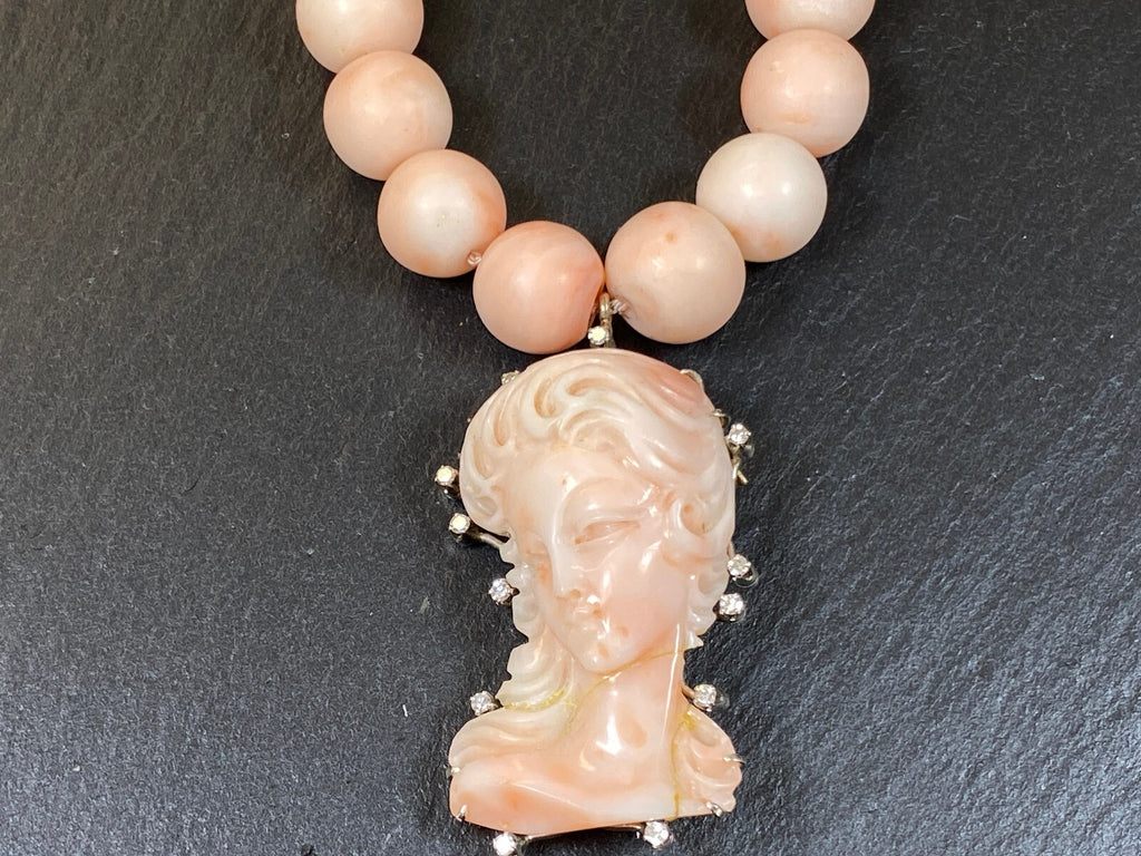 Vintage Collier Engelshaut Koralle mit Diamanten 14K Gelbgold Korallenkette