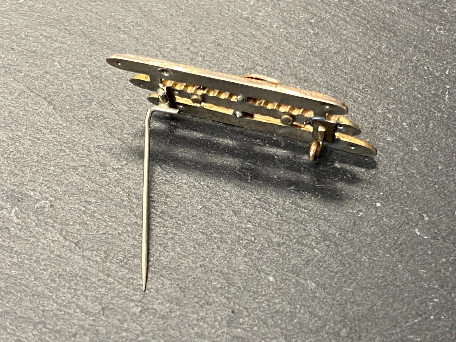 Antike Brosche gelb Gold 9K Bicolor