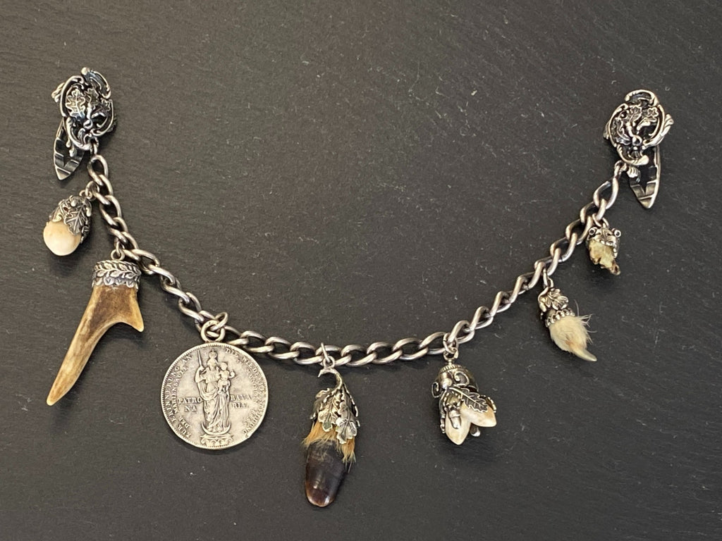GROSSER CHARIVARI ROCKSTECKER HOSENSTECKER AUS SILBER