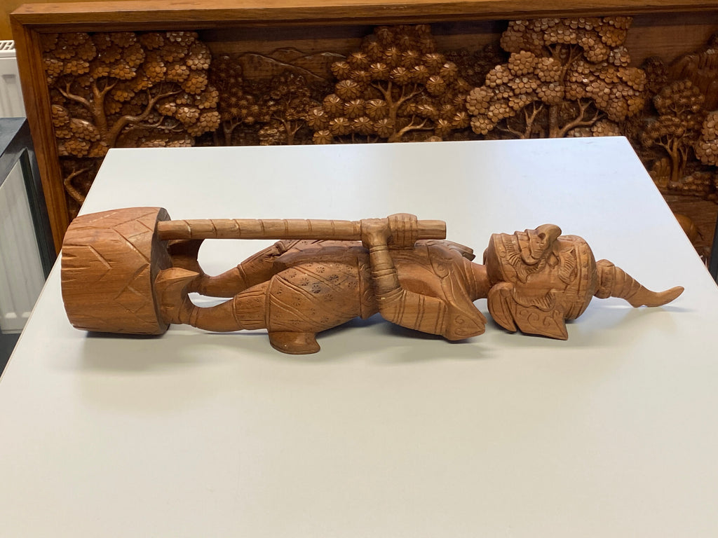 Thailand Skulptur aus Holz stehender Krieger 42cm hoch