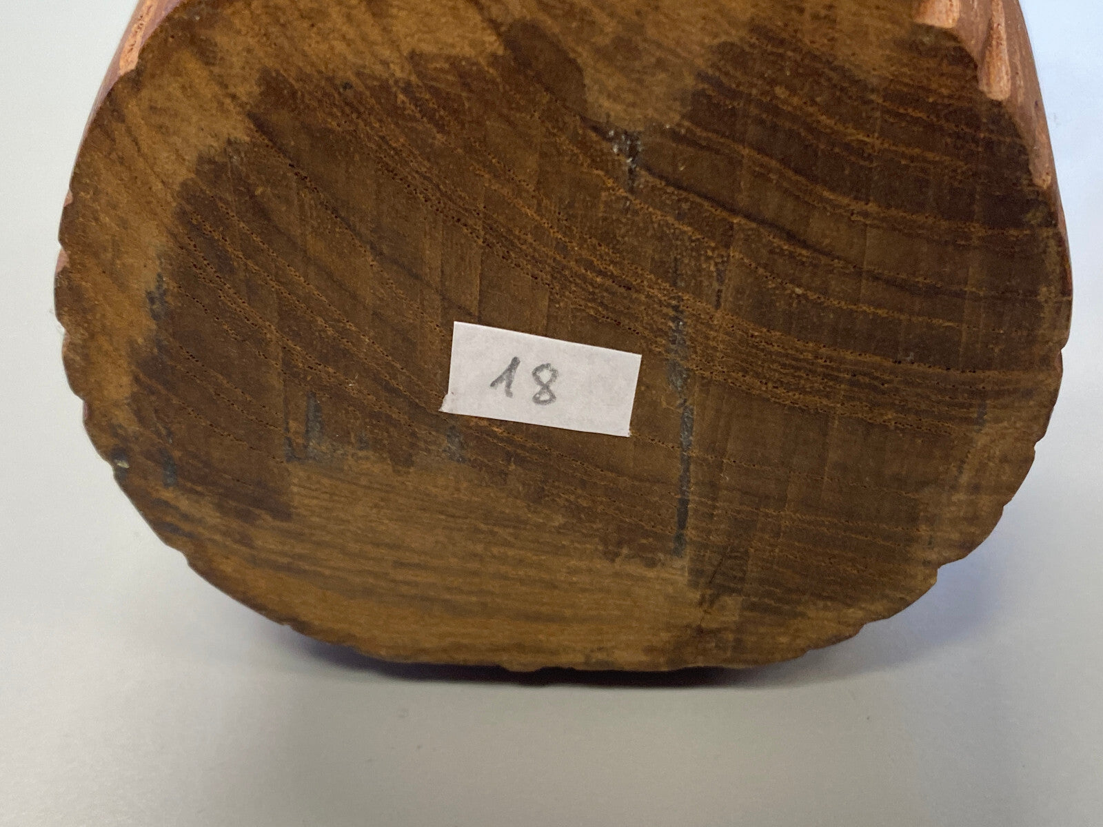 Thailand Skulptur aus Holz stehender Krieger 42cm hoch
