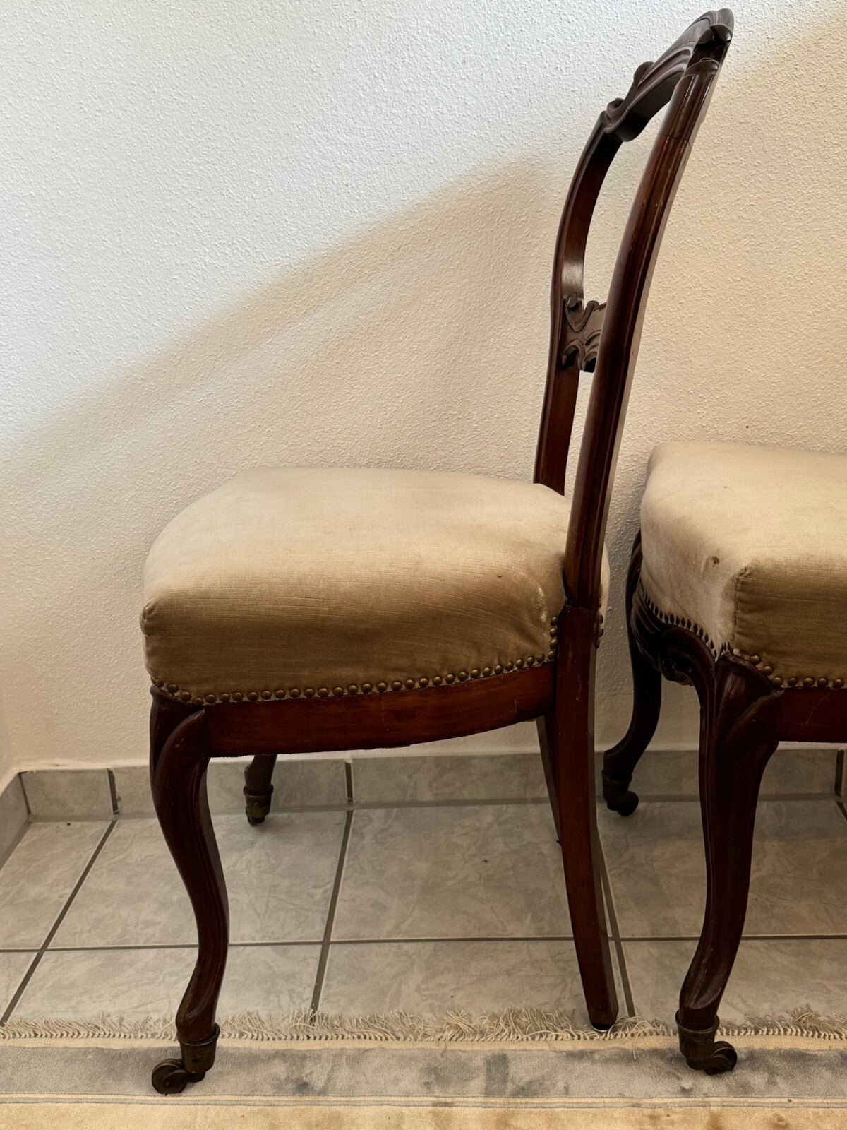 3x antiker Louis Philippe Stuhl um 1870 Mahagoni massiv antike Stühle