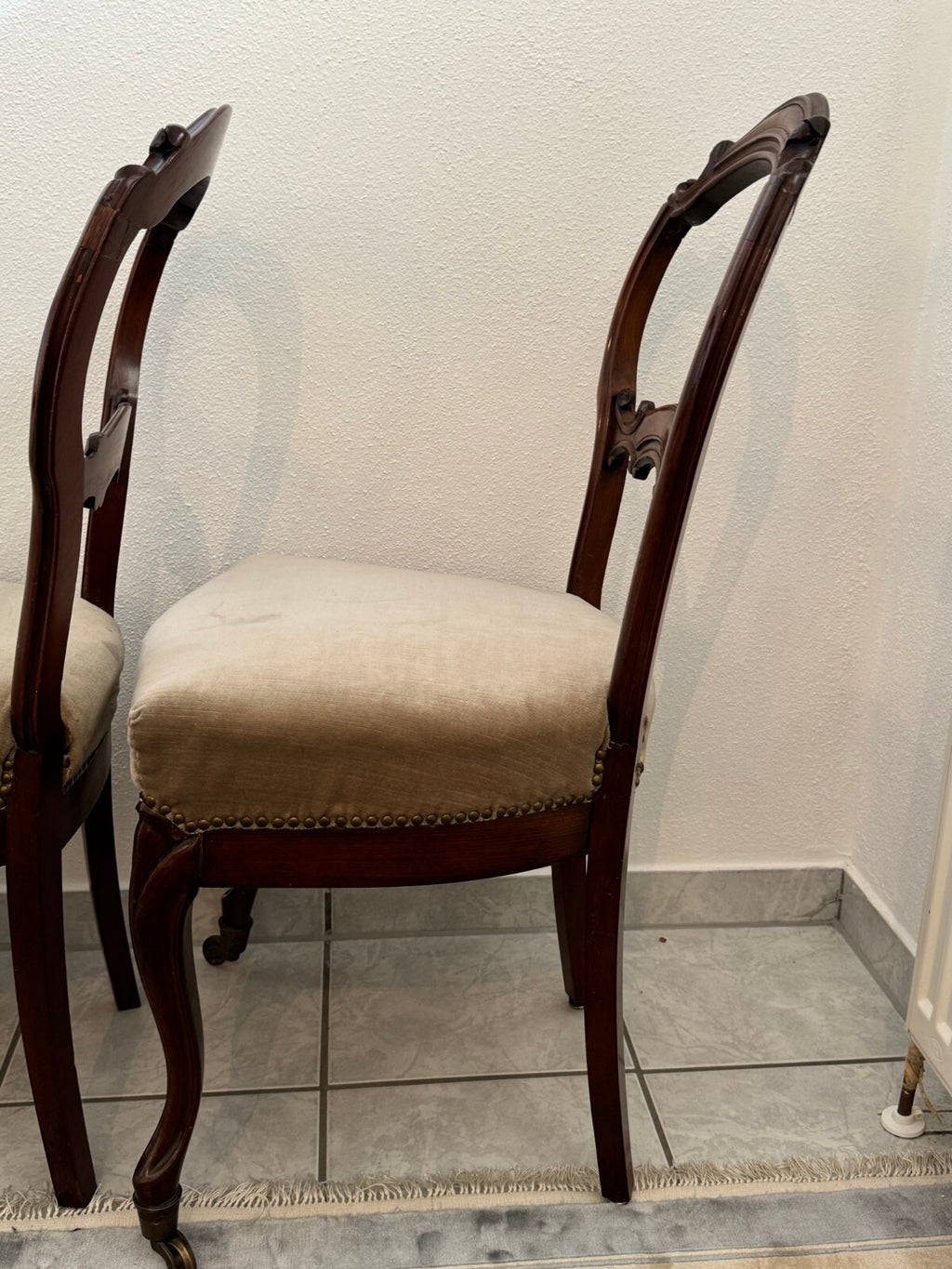 3x antiker Louis Philippe Stuhl um 1870 Mahagoni massiv antike Stühle