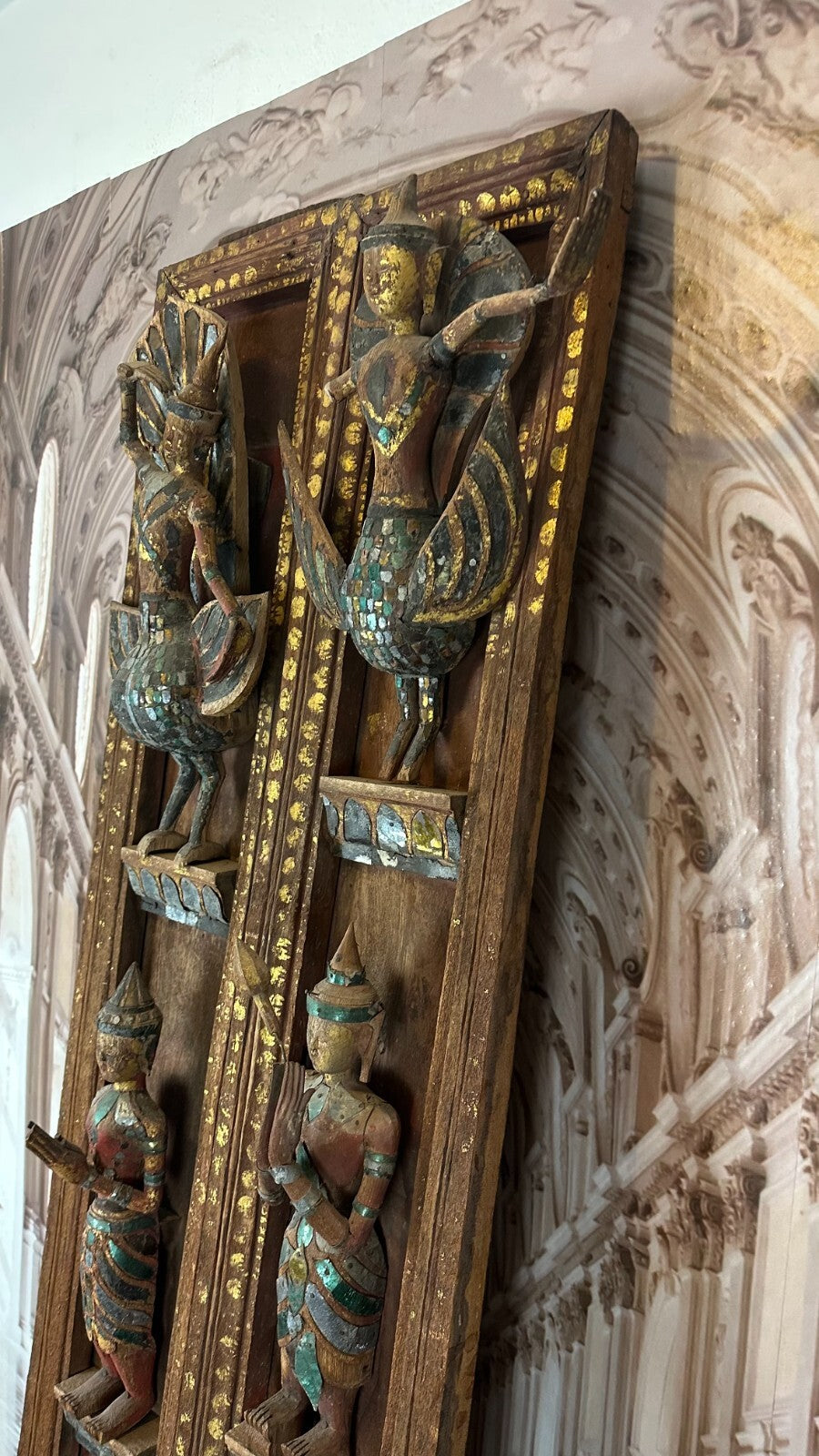 Paar antike Wand Elemente Tür Rahmen Thailand um 1900 Figuren Skulpturen 252cm