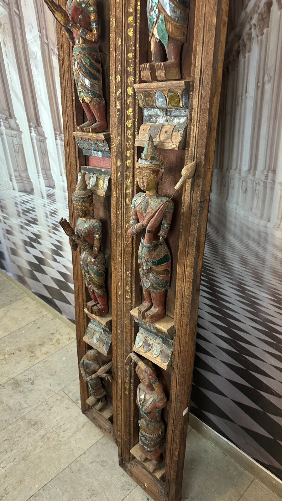 Paar antike Wand Elemente Tür Rahmen Thailand um 1900 Figuren Skulpturen 252cm