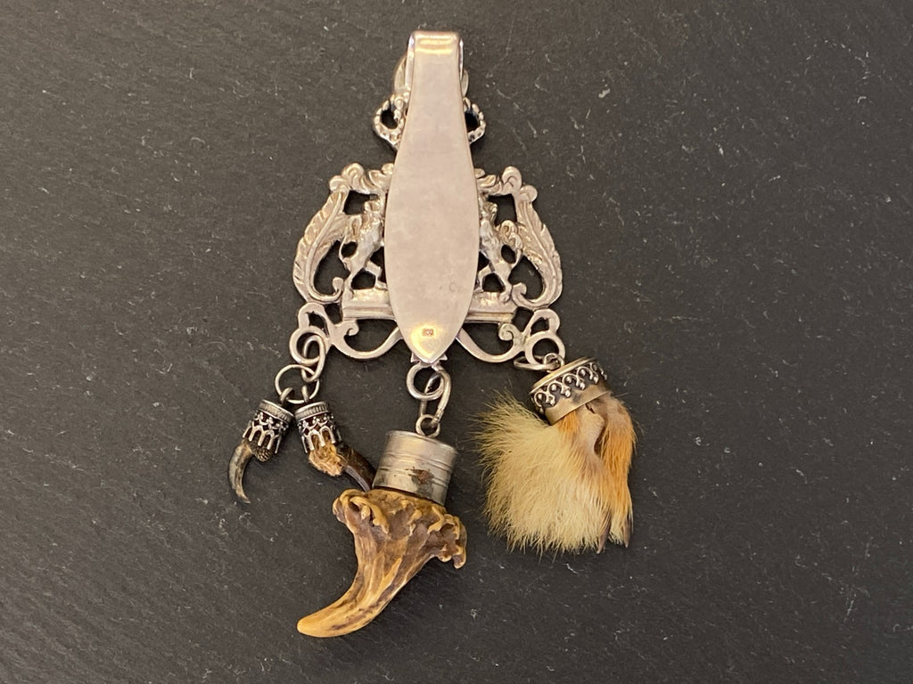 Charivari Rockstecker Hosenstecker aus Silber Drei Anhänger