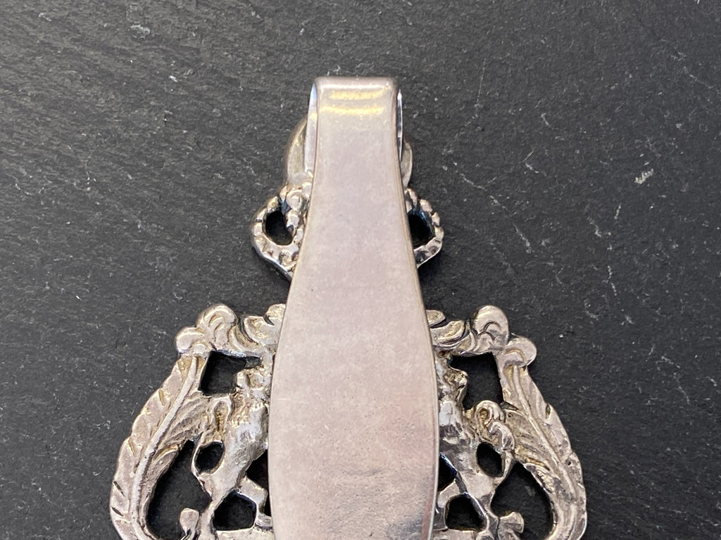 Charivari Rockstecker Hosenstecker aus Silber Drei Anhänger