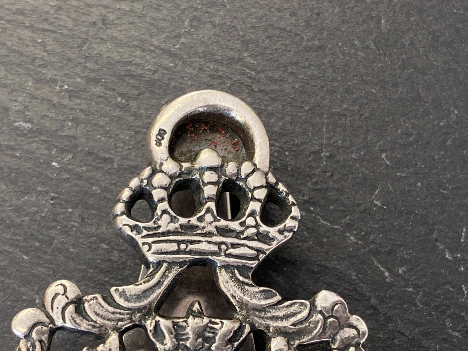 Charivari Rockstecker Hosenstecker aus Silber Drei Anhänger