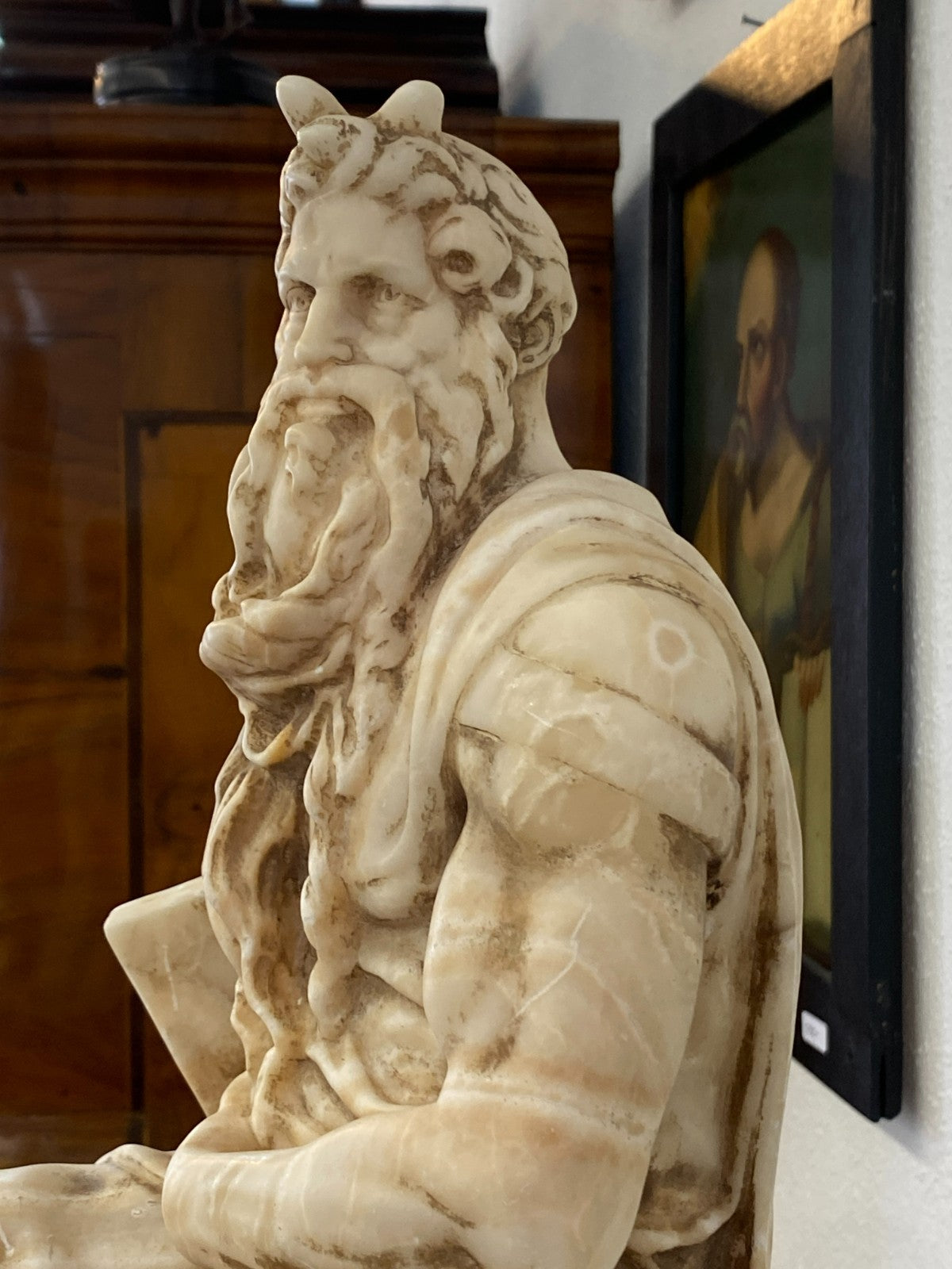 Grosse Alabaster Skulptur der Gehörnte Moses nach Michelangelo Frankreich 19 tes