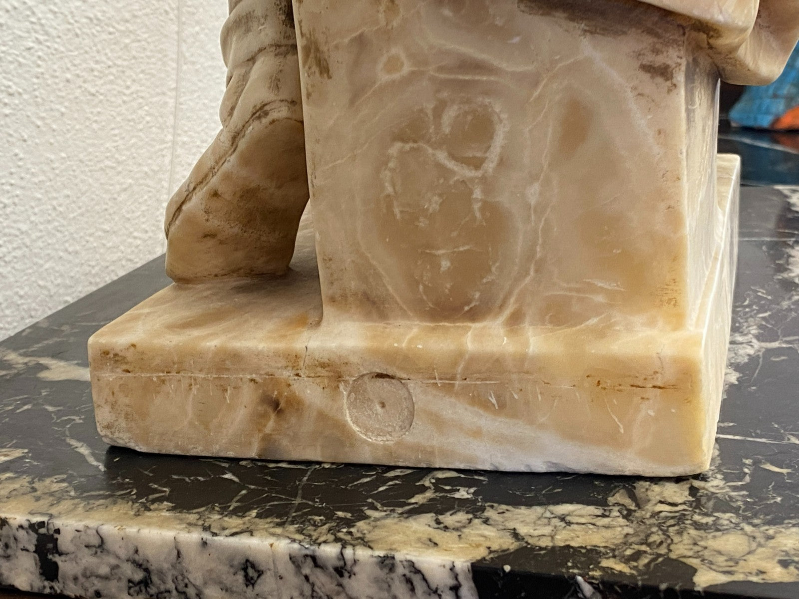 Grosse Alabaster Skulptur der Gehörnte Moses nach Michelangelo Frankreich 19 tes
