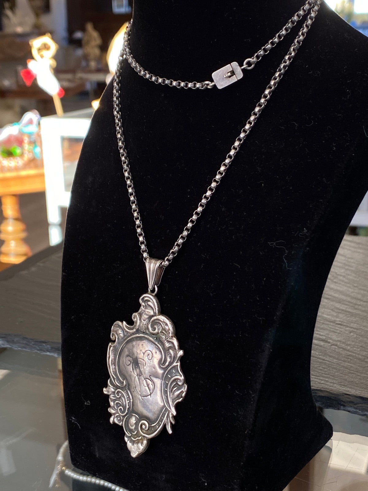 ALTE ERBSENKETTE KETTE HALSKETTE SILBER 950 MIT MONOGRAMM ANHÄNGER