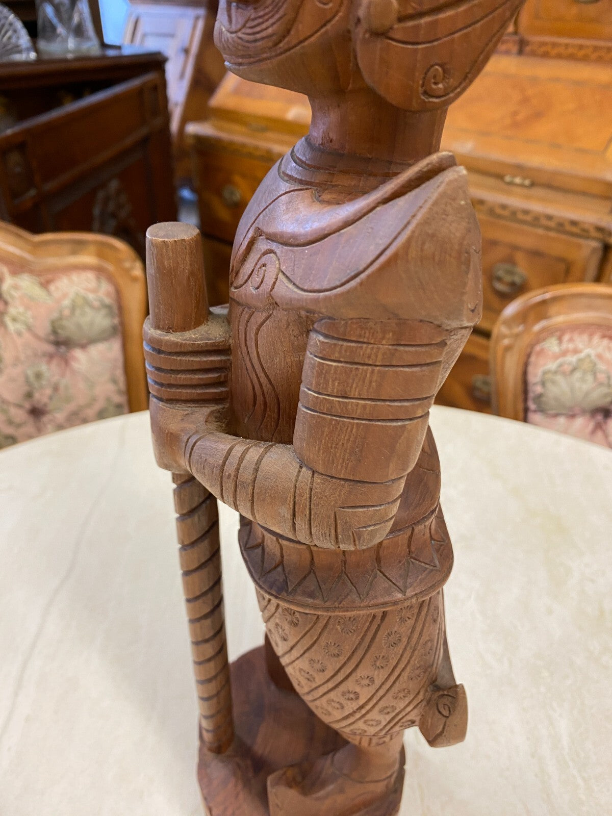 Thailand Skulptur aus Holz stehender Krieger 50cm hoch