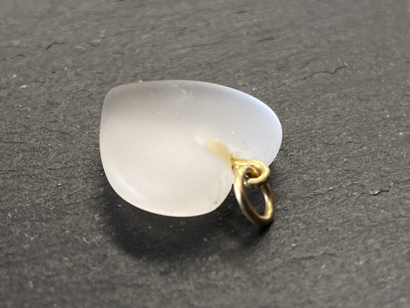 Anhänger Herz aus Bergkristall mit 14K 585 Gold Gelbgold Fassung