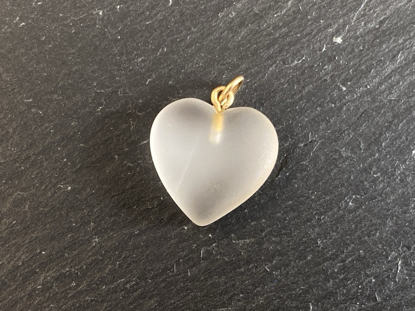 Anhänger Herz aus Bergkristall mit 14K 585 Gold Gelbgold Fassung