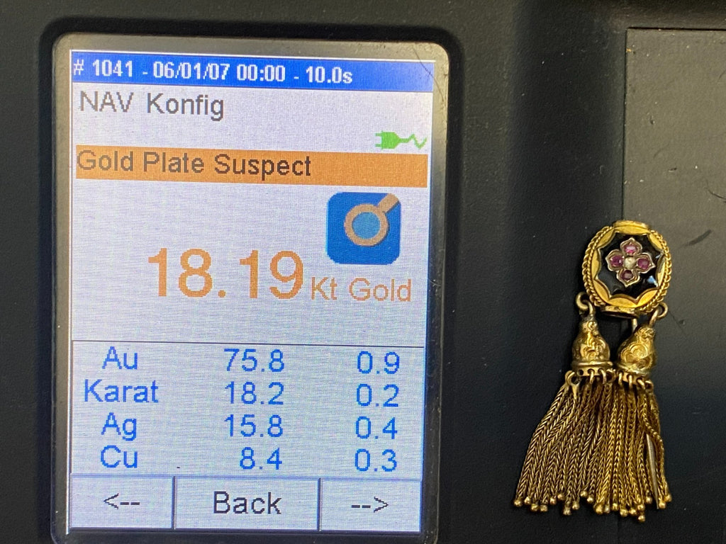 Antike Viktorianische Anstecknadel aus Gold Emaille Diamant und Saphire