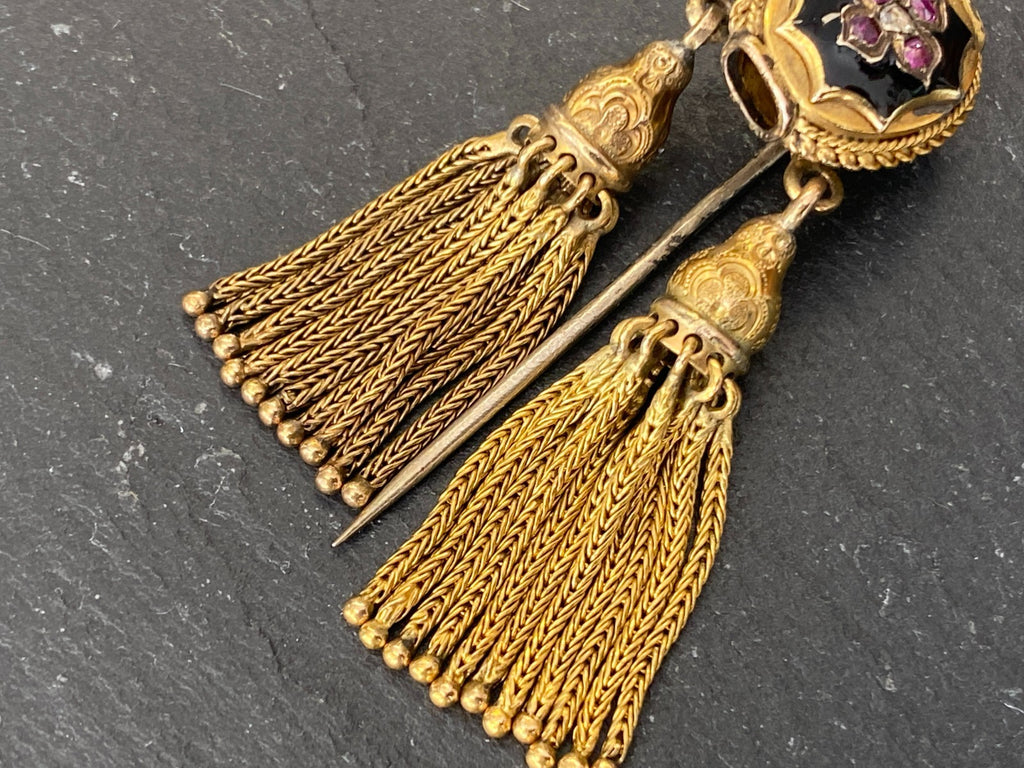 Antike Viktorianische Anstecknadel aus Gold Emaille Diamant und Saphire