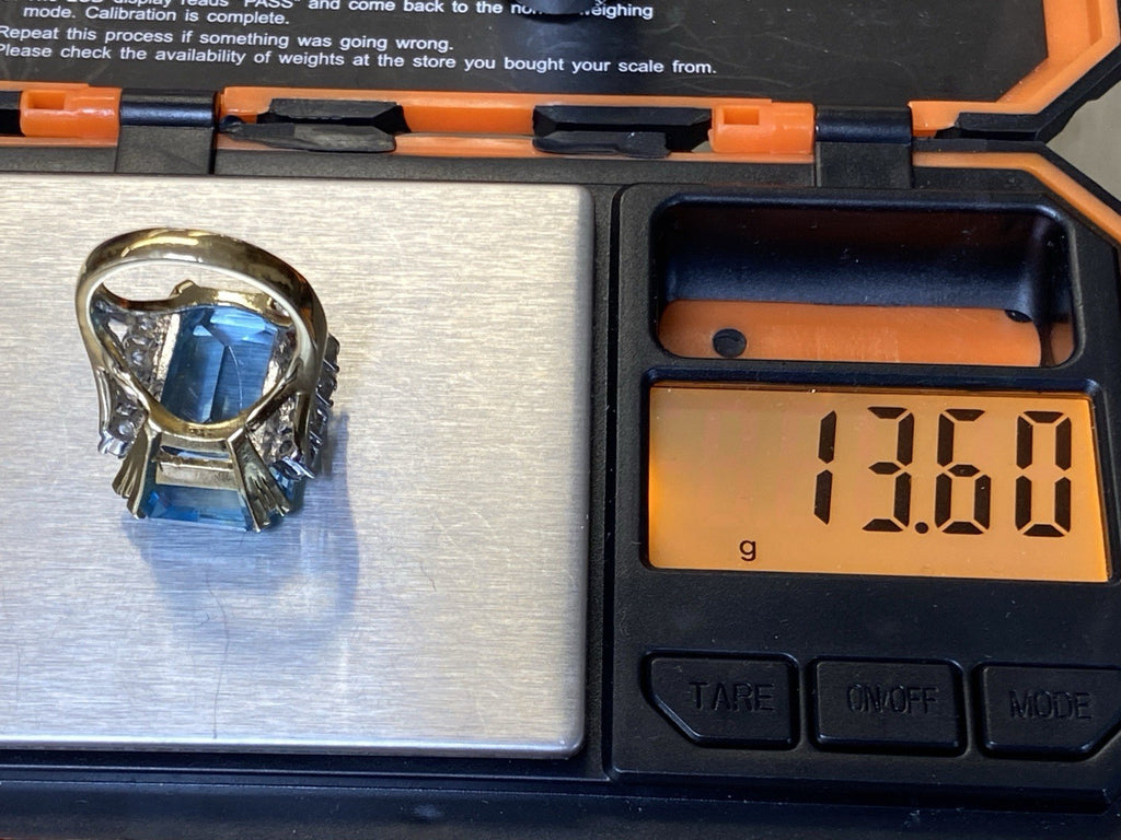 Auffälliger Ring Glasstein Glas Aquamarin Farbe Grösse 54 Metall vergoldet