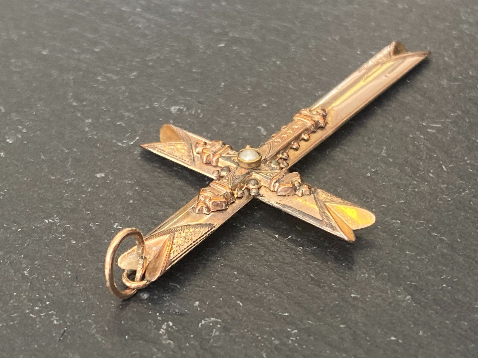 Vintage Kreuz Anhänger Metall vergoldet