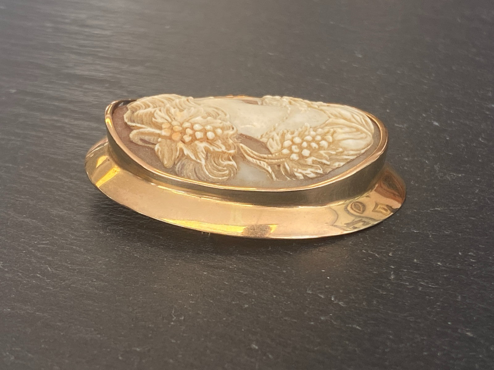 Grosse antike Brosche Gemme Kamee Fassung gelb Gold 12,7ct