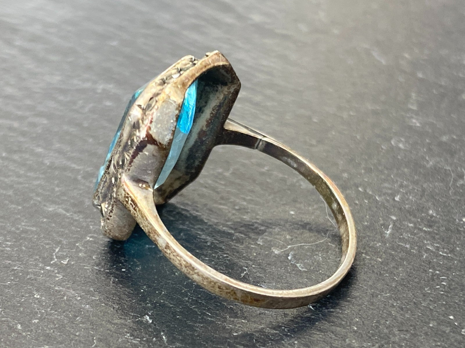 Antiker Art Deco Ring Silber 835 mit Blauem Glasstein und Markasiten