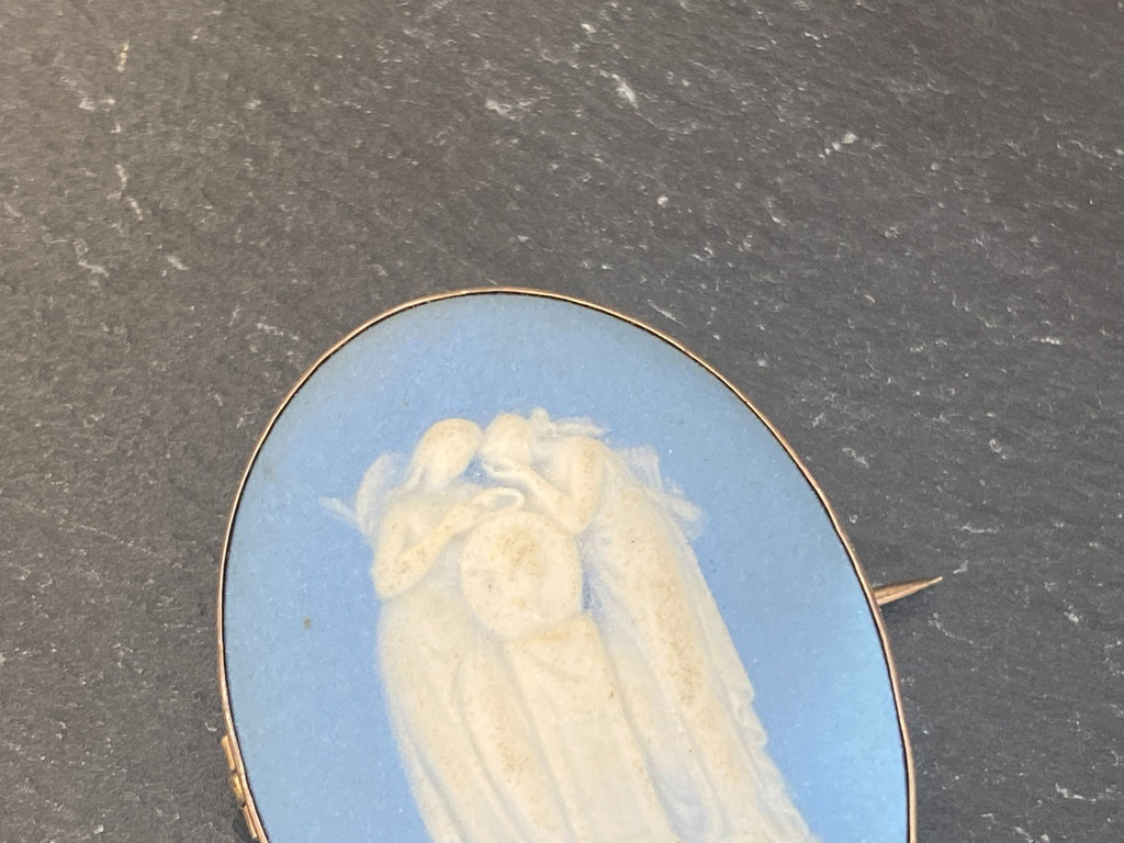 Grosse Wedgwood antike Brosche Gemme Kamee Fassung gelb Gold 9ct