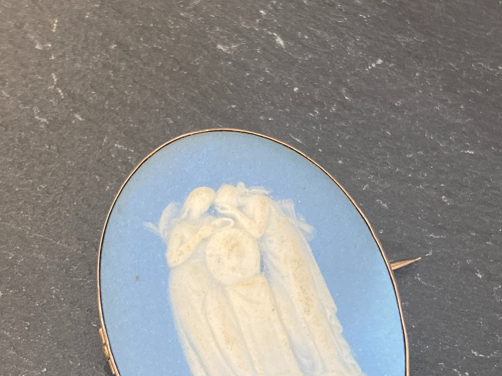 Grosse Wedgwood antike Brosche Gemme Kamee Fassung gelb Gold 9ct