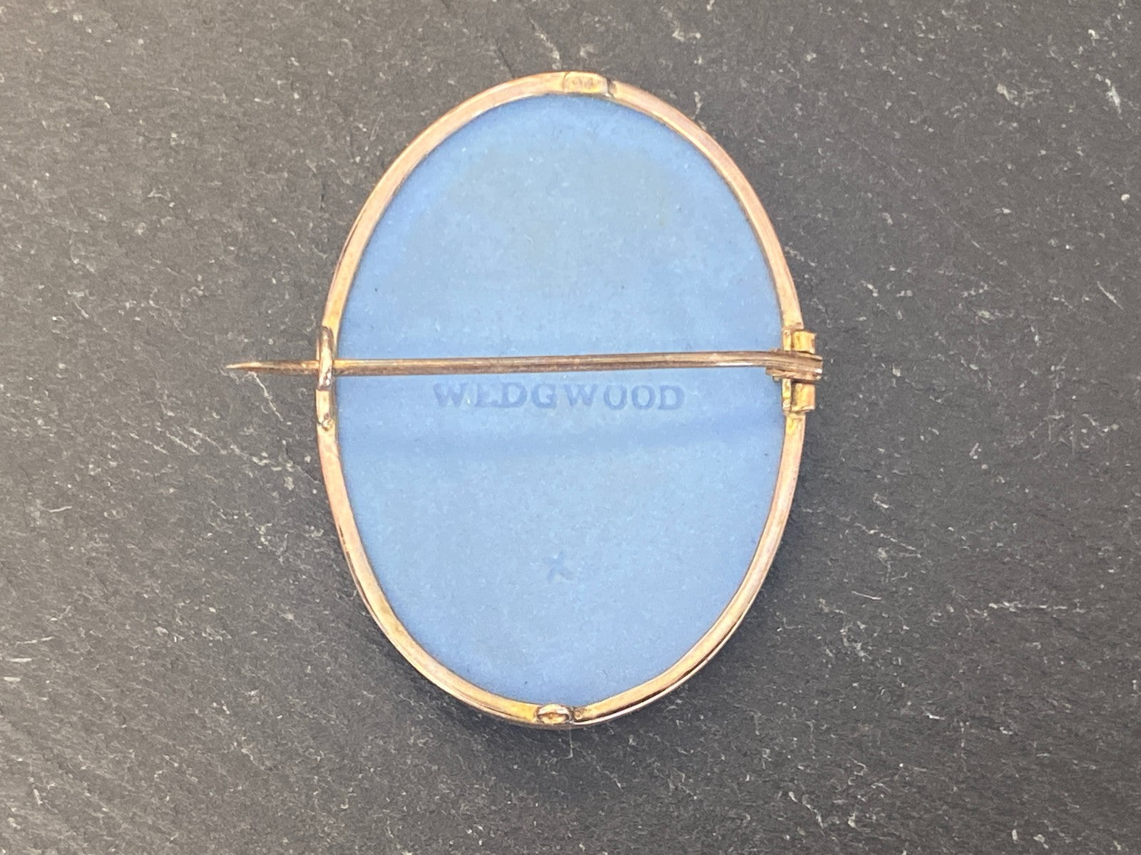 Grosse Wedgwood antike Brosche Gemme Kamee Fassung gelb Gold 9ct