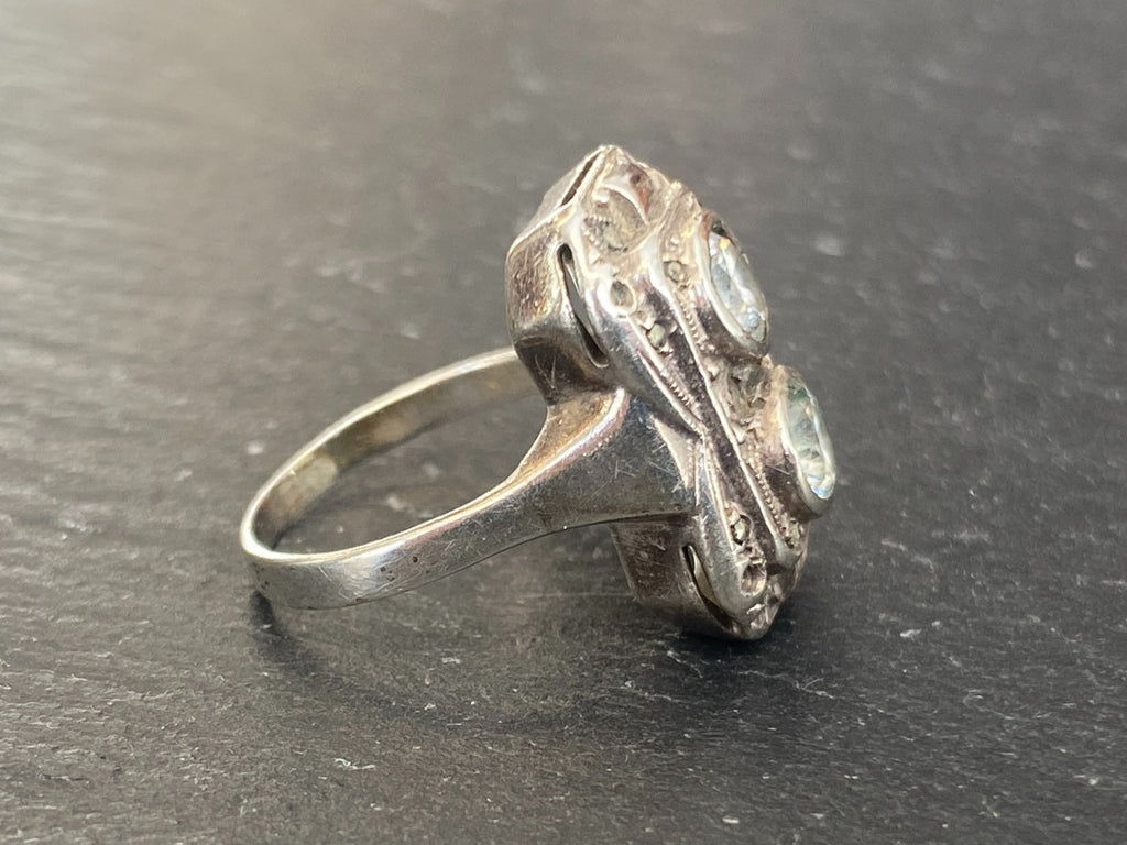 Antiker Art Deco Ring aus Silber mit Glassteinen Grösse 47