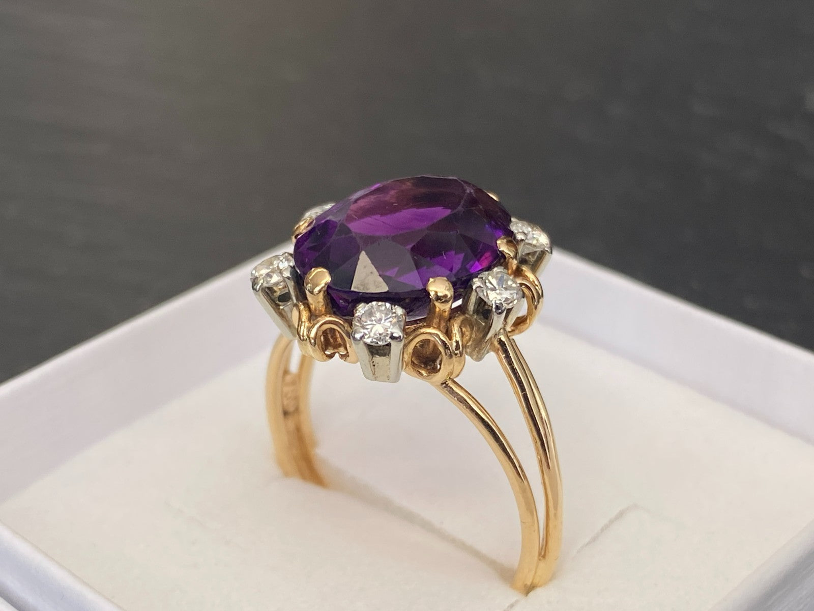 Entourage Ring Damenring gelb Gold 18K 750 0.48ct Diamanten und Amethyst Gr. 63
