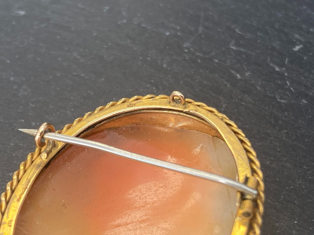 Grosse antike Brosche Gemme Kamee Fassung gelb Gold 9K 375