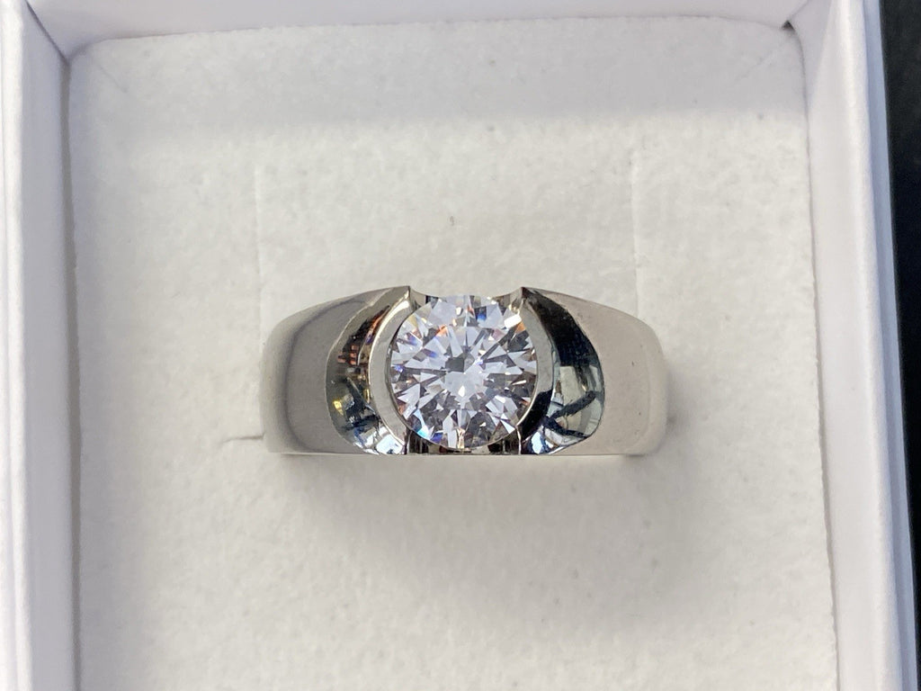 Eleganter Ring aus Titan Cubic Zirkonia Grösse 56