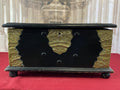 Antike Kolonial Kiste aus Holz mit Messingbeschlägen um 1880 Truhe