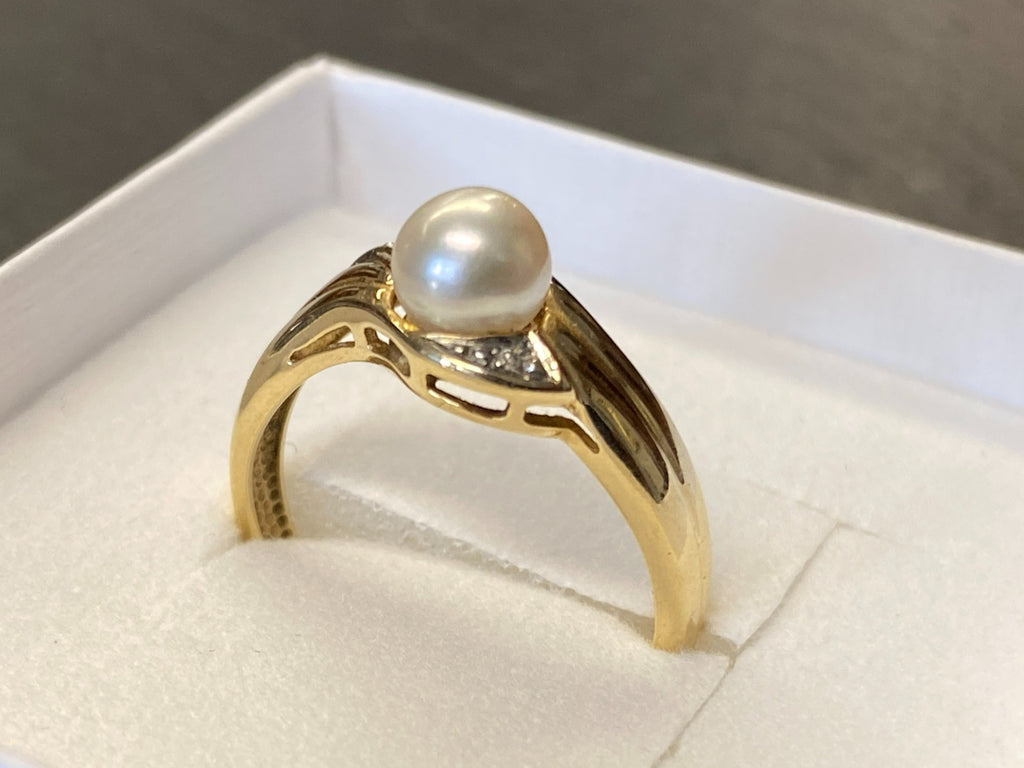 Eleganter Perlenring Ring Gelbgold 585 mit Perle und Diamanten Grösse 53