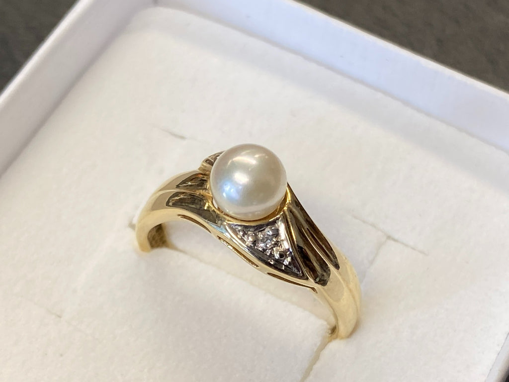 Eleganter Perlenring Ring Gelbgold 585 mit Perle und Diamanten Grösse 53