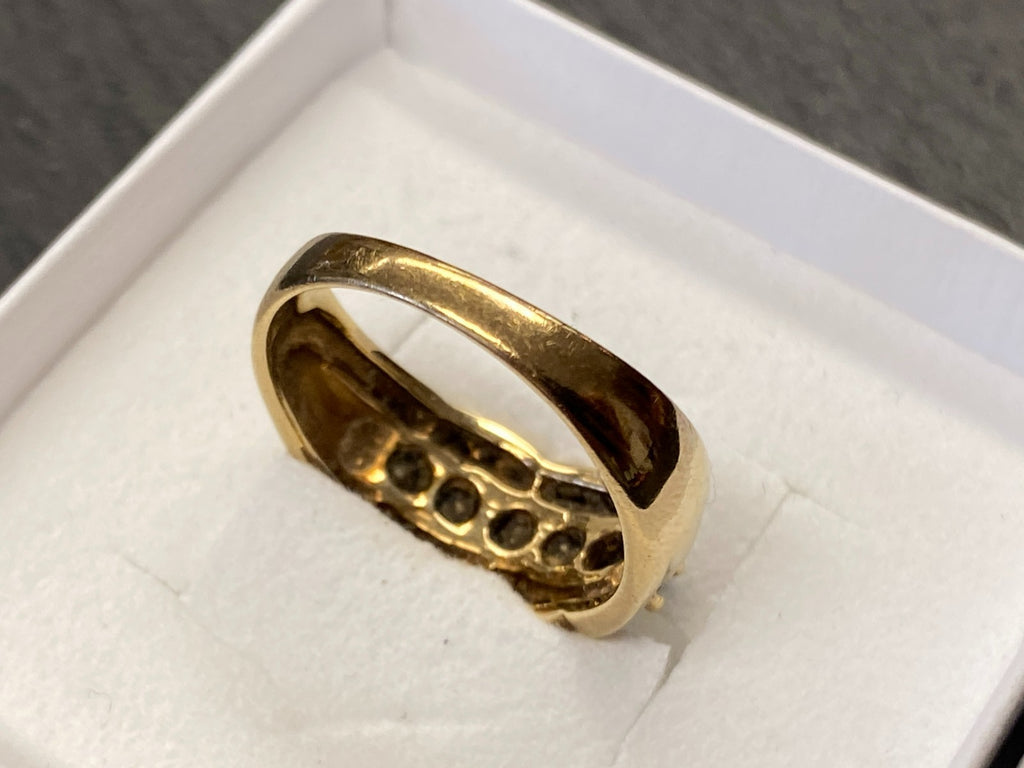 Eleganter Ring Gold 333 Diamanten Saphire Grösse 56