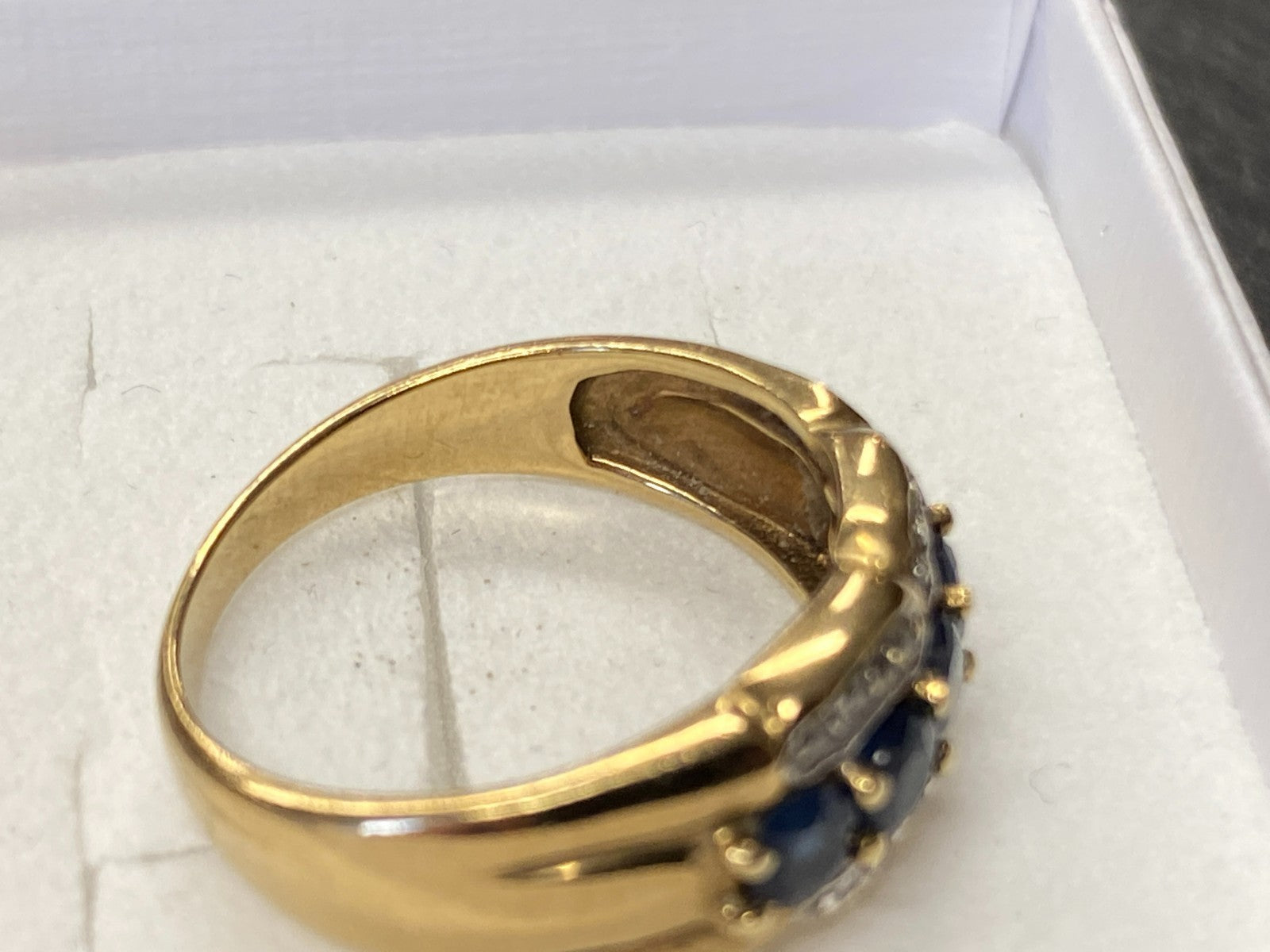 Eleganter Ring Gold 333 Diamanten Saphire Grösse 56