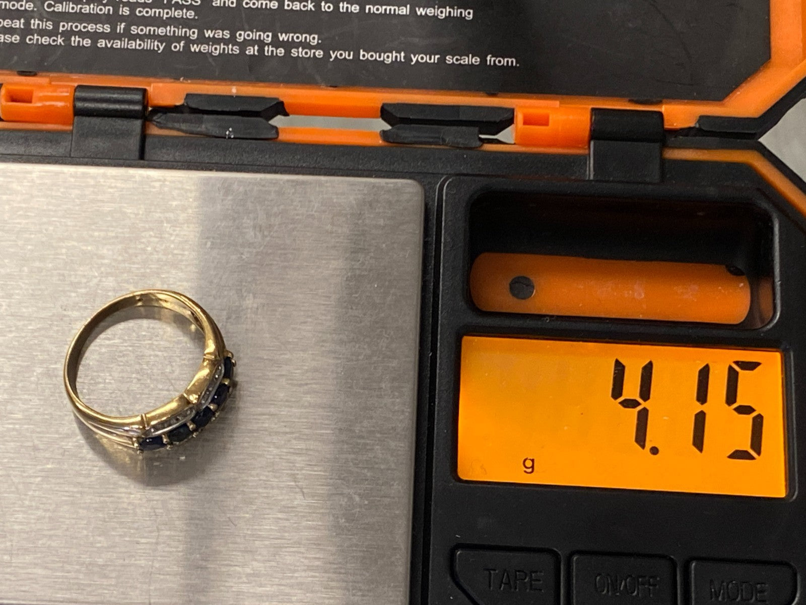 Eleganter Ring Gold 333 Diamanten Saphire Grösse 56