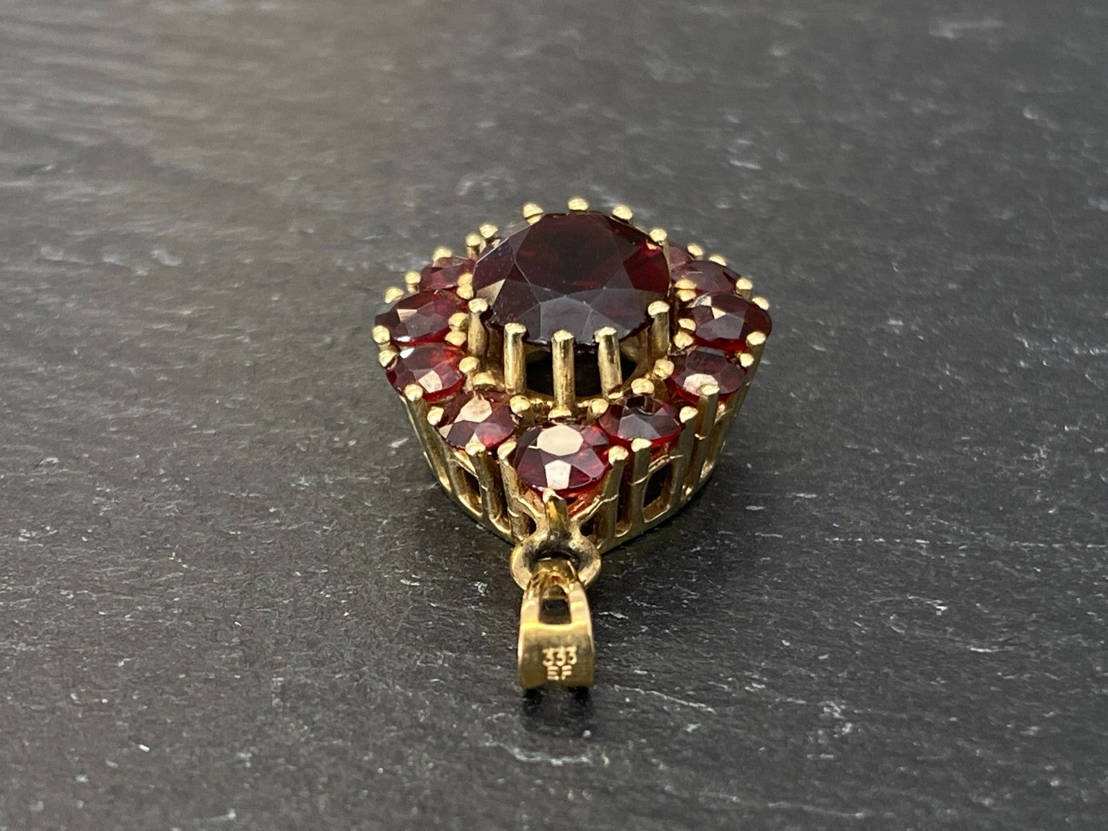 Antiker Böhmen Anhänger Gold 333 mit Granat