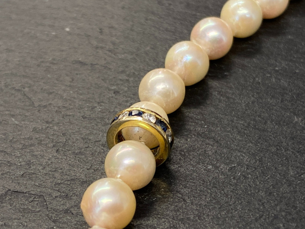 Elegantes Collier Perlenkette mit Elementen aus Gelbgold 14K Diamanten