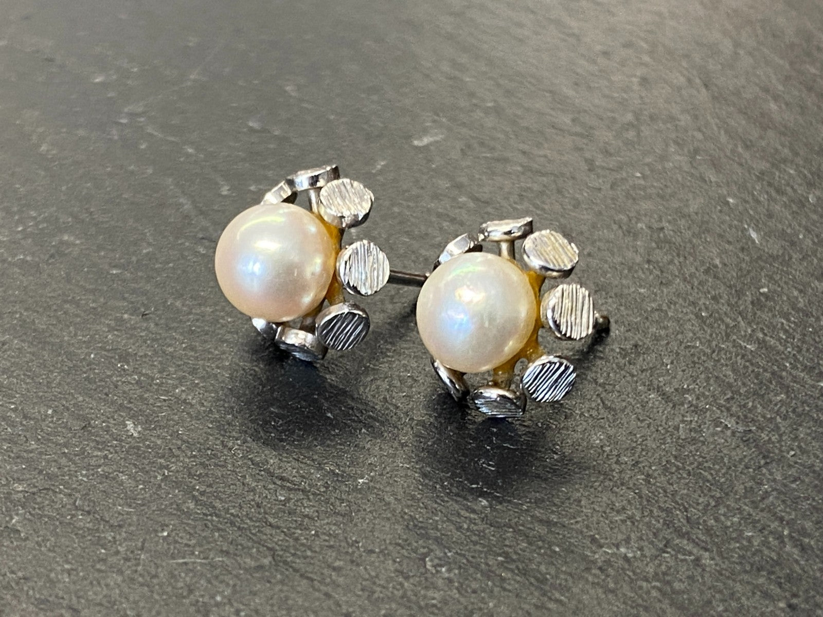 Paar Ohrstecker aus Weissgold Gold 14K 585 mit Perle Perlenohrringe Ohrringe