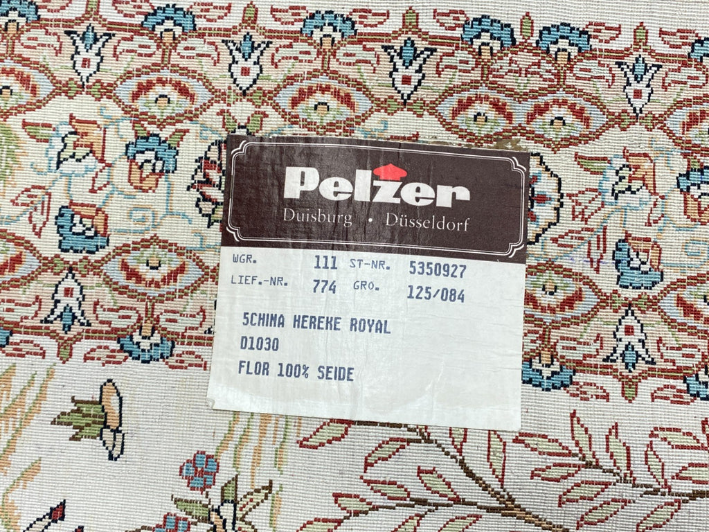 Figürlicher Hereke Teppich Seideteppich Seide 1.000.000 Knoten 124x95cm