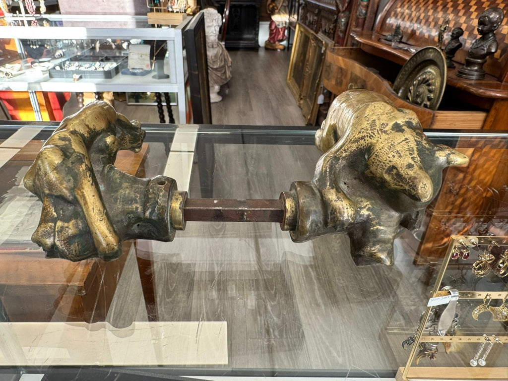 Antiker massiver Türgriff Jugendstil Bär und Frau um 1900