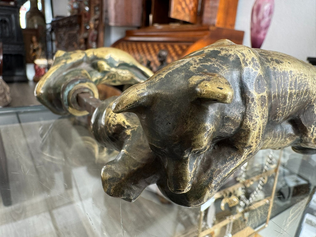 Antiker massiver Türgriff Jugendstil Bär und Frau um 1900