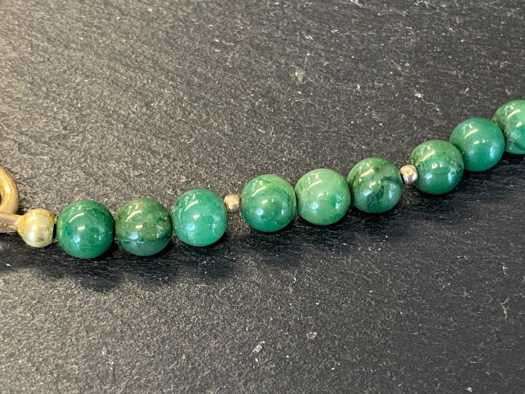 Collier aus Jade Verschluss aus Gold 14K 45,8cm