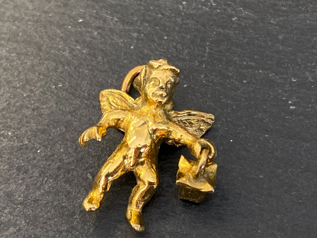 Anhänger Putti mit Laterne Metall vergoldet